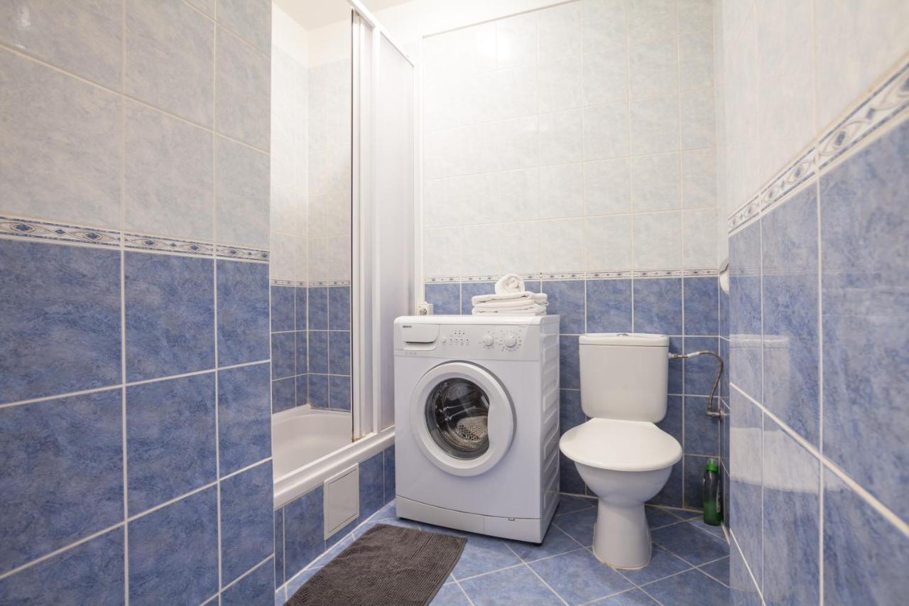 Nejedleho Apartmeet Prag Eksteriør billede