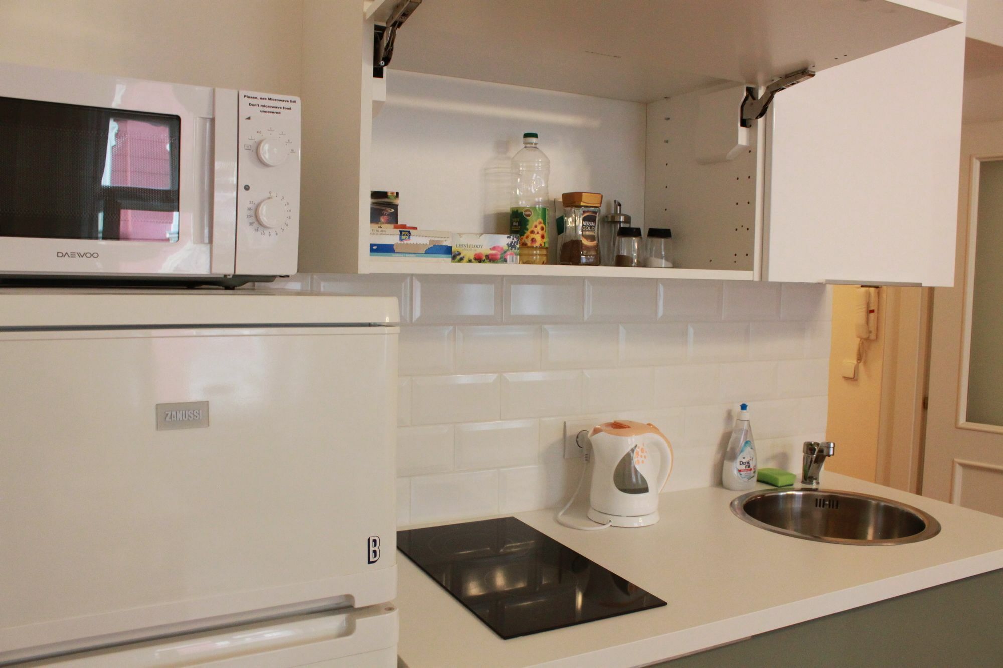 Nejedleho Apartmeet Prag Eksteriør billede